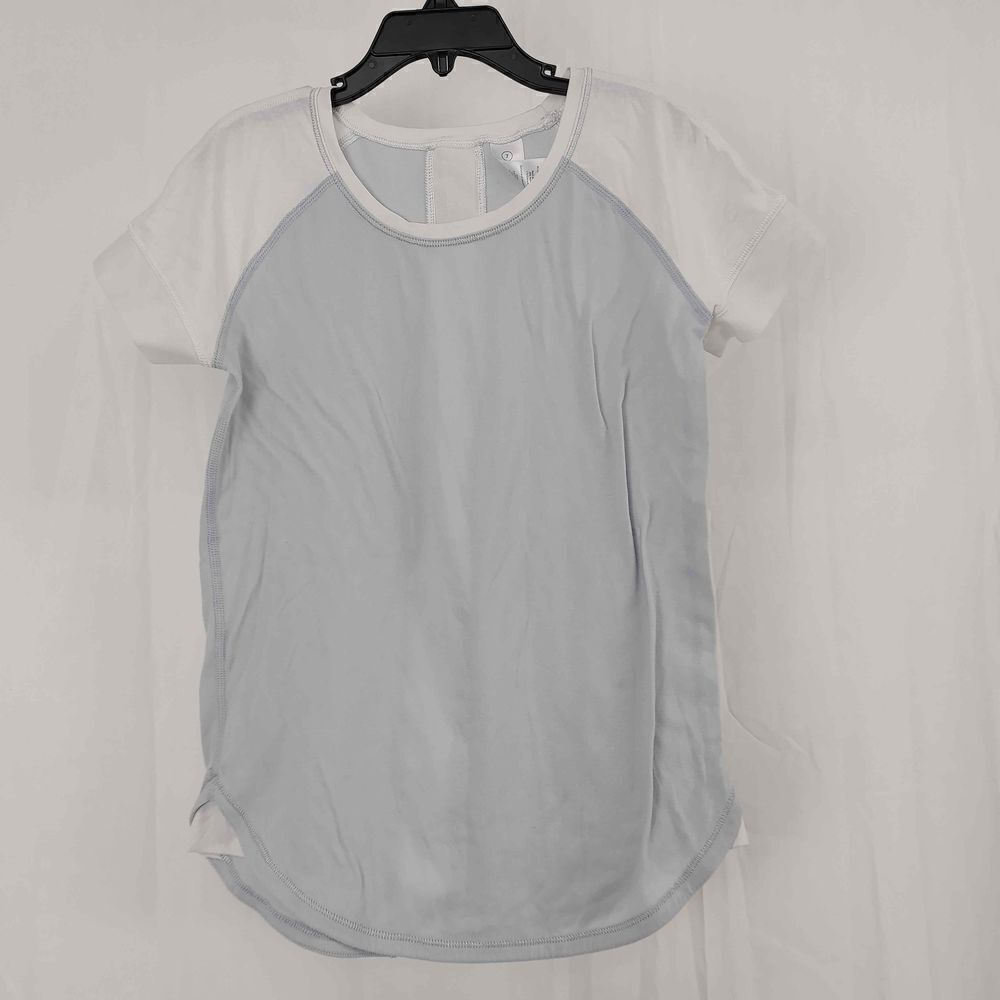 ivivva By Lululemon Girls Size 7 Light Blue Tshirt /w white Mesh EUC.